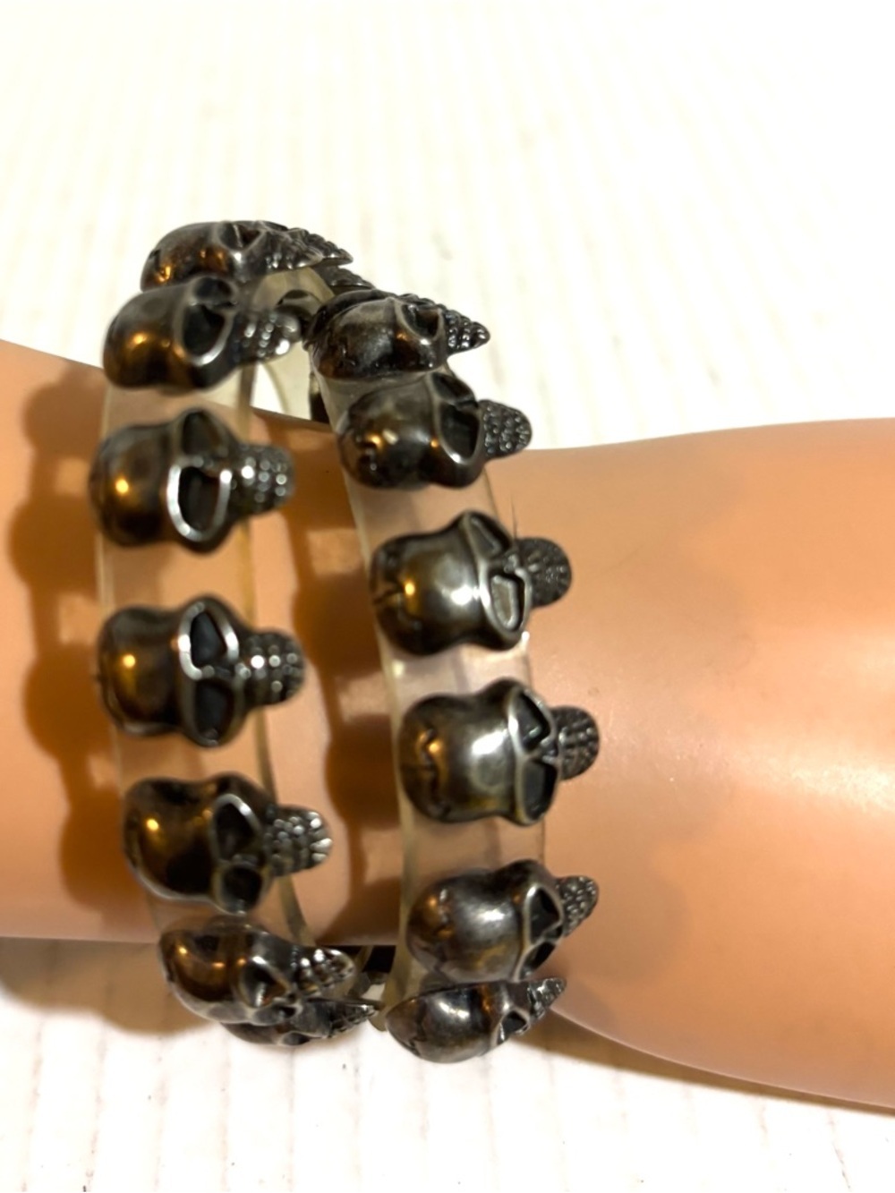 Fashion Jewelry unisex Gunmetal Skull Stretch Bracelets - Set of 2